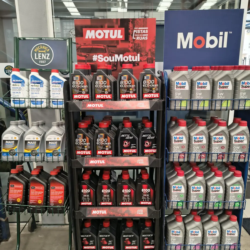 Qualidade em lubrificantes para diferentes motores.